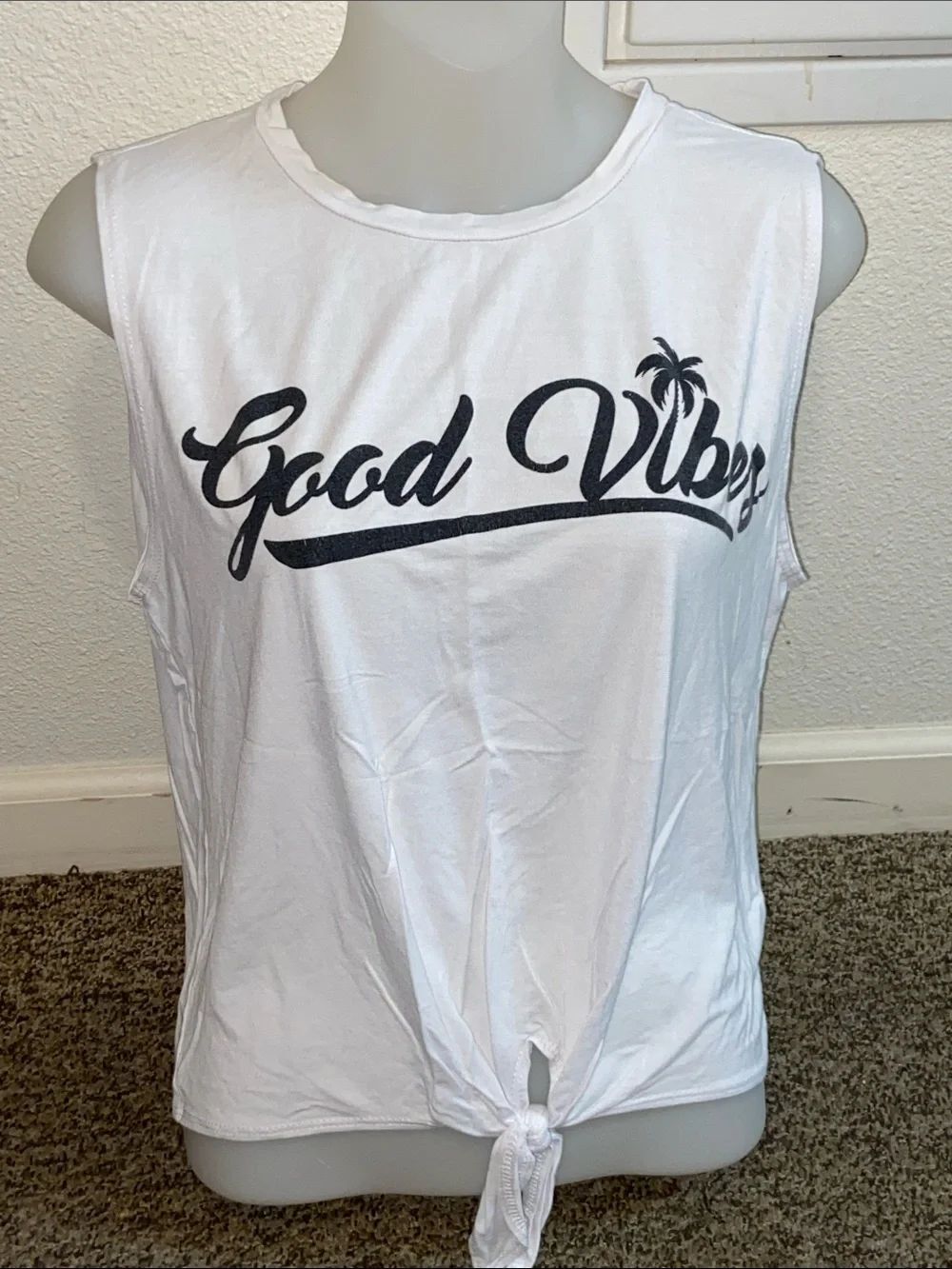 Dirtee Laundry Good Vibes Front-Tie White Tank Top Size M